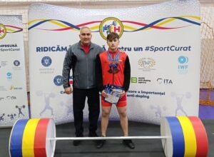 halterofilul-zsigmond-izsak-samuel,-pe-podiumul-campionatului-national