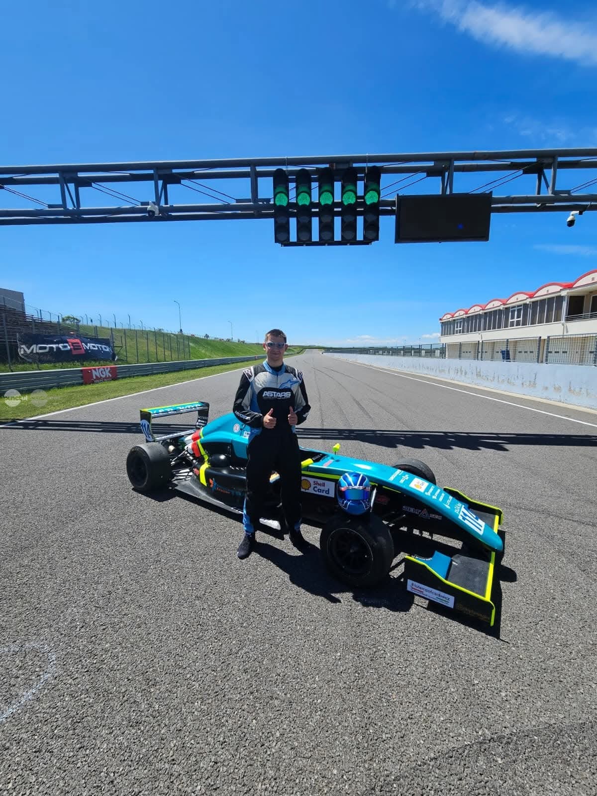 vida-benedek-a-stabilit-un-nou-record-de-pista-la-transilvania-motor-ring