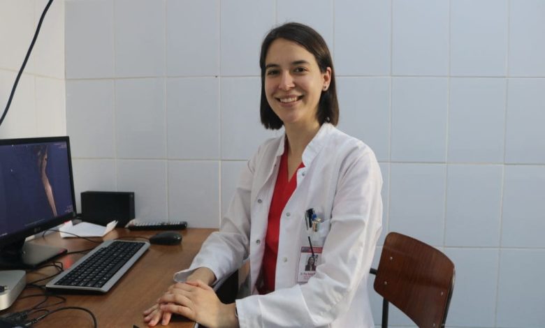trei-tari,-doua-doctorate-si-o-singura-directie:-medicina.-povestea-medicului-nadjia-pop,-castigatoarea-premiului-”studentul-roman-erasmus-+-al-anului”
