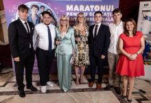 foto:-maratonul-pentru-educatie-antreprenoriala:-elevi-mureseni,-acces-la-google-ai-professional-certificate
