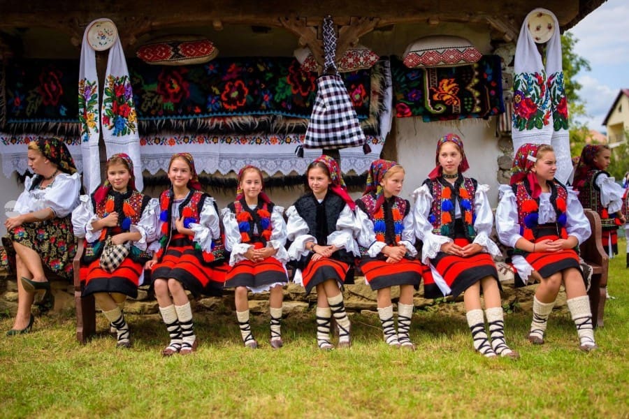 barsana,-maramures,-locul-1-ca-sate-de-poveste-din-destinatia-anului