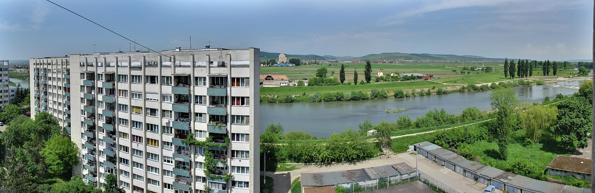 Podul din Aleea Carpați