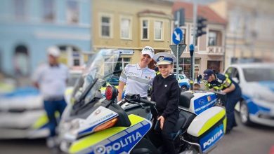 foto:-politistii-din-mures,-alaturi-de-cei-mici-la-reghin