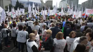 grefierii-au-inceput-protestele