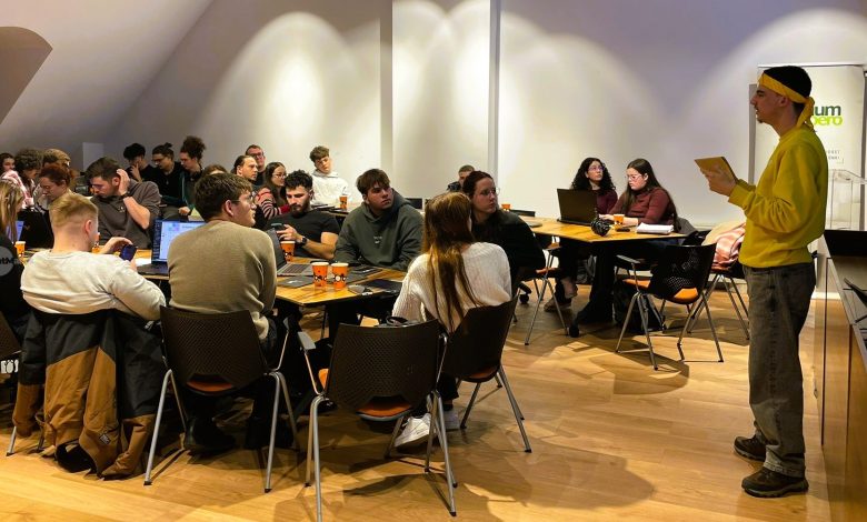 aplicatie-ai-pentru-reducerea-risipei-alimentare-din-restaurante,-dezvoltata-de-it-isti,-elevi-si-studenti-voluntari-din-mures