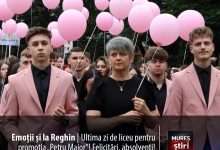 emotii-si-la-reghin:-ultima-zi-de-liceu-pentru-promotia-„petru-maior”!-felicitari,-absolventi!