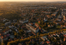 joi-–-cea-mai-aglomerata-zi-de-festivitati-din-an:-9-licee-din-targu-mures-serbeaza-absolventii-simultan