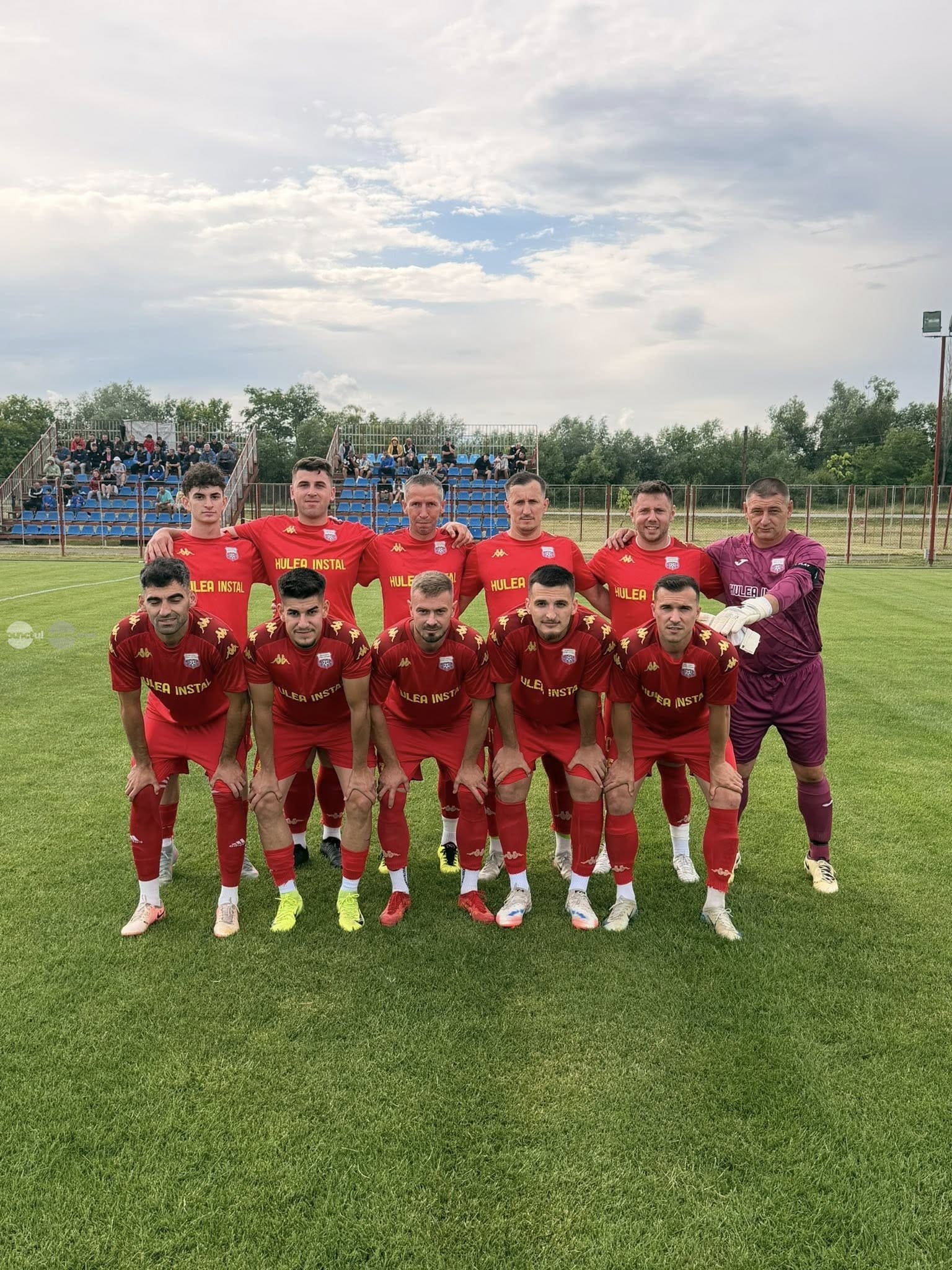 lupta-stransa-pentru-promovare-in-liga-4-de-fotbal-mures,-intre-academica-transilvania-targu-mures-si-avantul-reghin