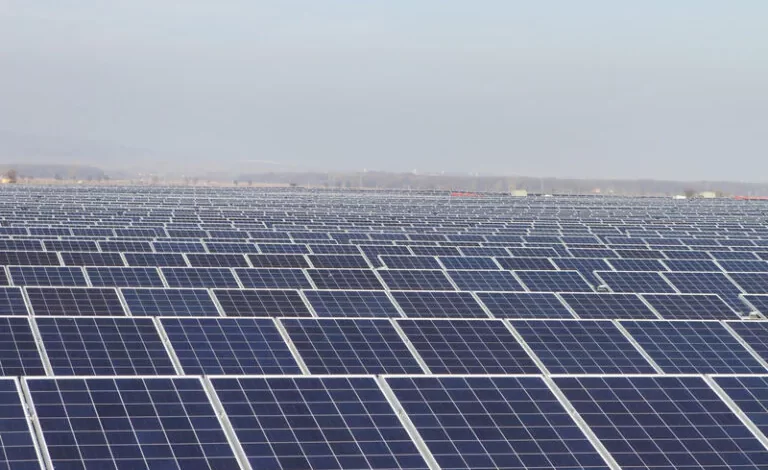 investitie-de-aproape-7-milioane-de-lei-intr-o-instalatie-de-stocare-a-energiei-electrice-la-reghin