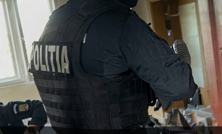 video-|-perchezitii-de-amploare-in-mures:-arme-si-munitii-ilegale-confiscate-de-politisti!