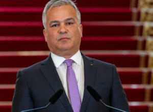 adrian-vestea:-imi-doresc-un-guvern-politic
