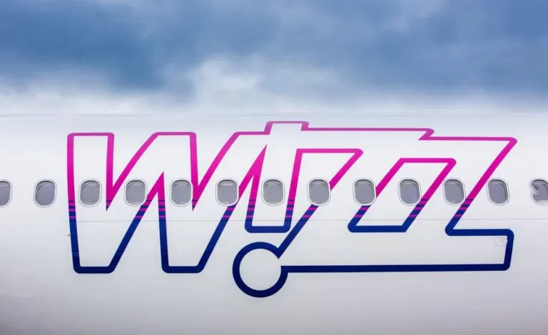 avertisment-wizz-air-privind-costurile-pentru-bagaje-in-procesul-de-rezervare,-dupa-compromisul-ue