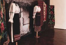 cel-mai-vechi-tip-de-port-traditional-din-transilvania,-expus-la-reghin-de-sanzaiene