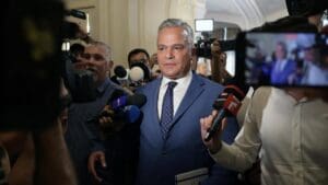 reactii-ale-liderilor-politici-din-mures-dupa-invalidarea-guvernului-vestea