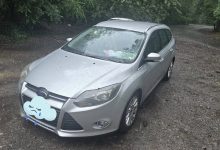 crengile-cazute-au-provocat-avarii-unui-autoturism-la-platoul-cornesti-din-targu-mures