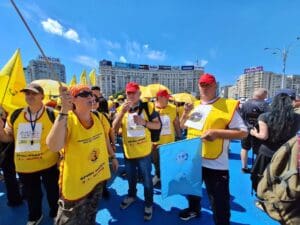 sindicalistii-din-educatie-vor-picheta-astazi-de-la-ora-11:00-palatul-parlamentului