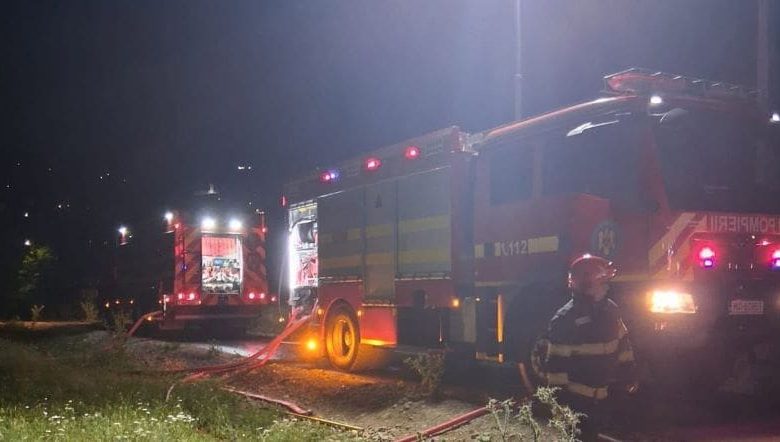 incendiu-nocturn-in-zau-de-campie