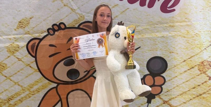 foto:-maria-manuela-pacurar-din-sancraiu-de-mures,-locul-1-la-festivalul-international-”ursuletul-de-aur”!