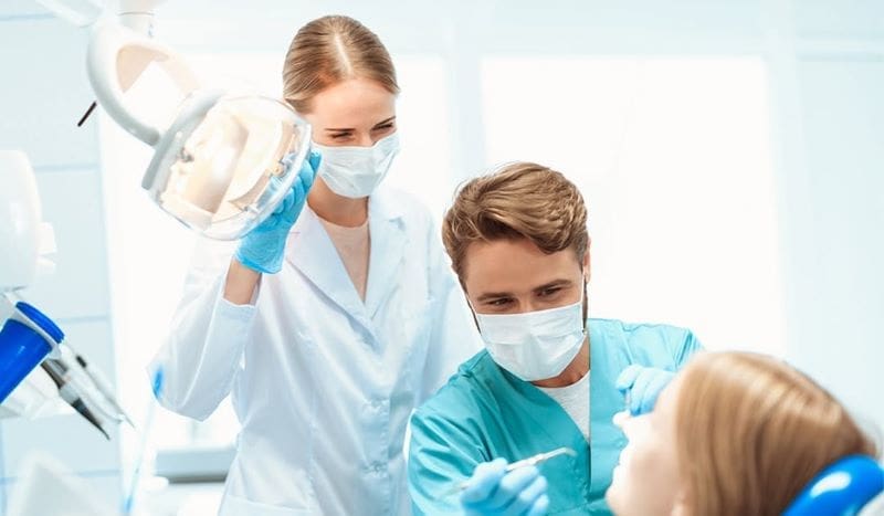 ”medicina-stomatologica-pentru-pacientii-cu-nevoi-speciale”,-masterat-la-umfst