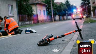 accident-grav-in-tarnaveni:-persoana-inconstienta-dupa-ce-a-cazut-de-pe-o-trotineta-electrica!