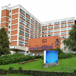 ancheta-interna-la-scju-targu-mures-dupa-ce-un-barbat-de-71-de-ani-a-cazut-de-la-etajul-iii