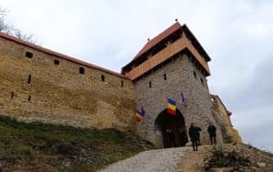 cetatea-de-refugiu-din-saschiz-poate-fi-vizitata-zilnic-in-aceasta-vara