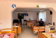 cele-14-persoane-relocate-de-la-azilele-din-bihor-preluate-de-dgaspc-mures.-unele-nu-au-acte-de-identitate