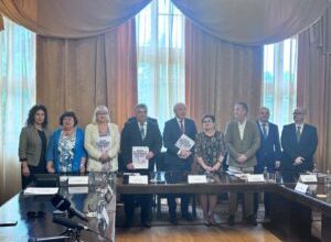 premiera-nationala:-primul-consortiu-medical-strategic-a-fost-parafat-astazi-la-targu-mures