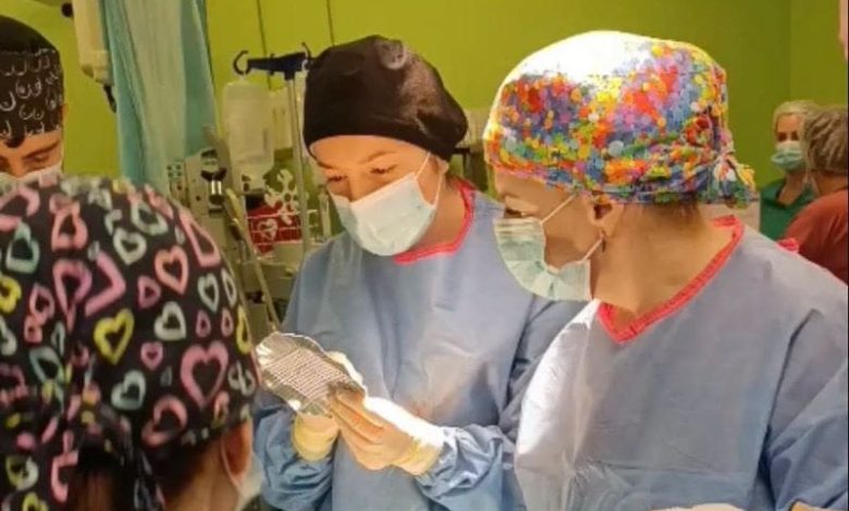 replantare-de-mana,-la-spitalul-clinic-judetean-de-urgenta-targu-mures