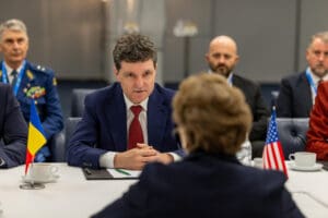 nicusor-dan:-romania-este-onorata-sa-gazduiasca-unul-dintre-birourile-regionale-ale-bancii-pentru-aparare,-securitate-si-rezilienta