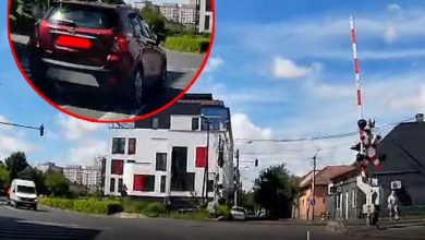 pericol-in-trafic-la-targu-mures:-un-sofer-a-ignorat-semaforul-si-a-fortat-trecerea-pe-o-zona-interzisa!-video