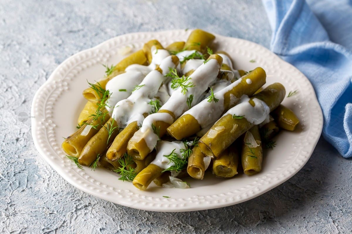 reteta-de-vara:-fasole-pastai-cu-smantana-si-marar,-un-preparat-traditional-simplu-si-satios