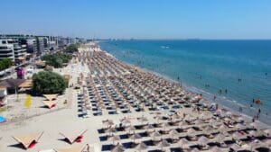 peste-150.000-de-turisti-pe-litoral-in-cel-mai-aglomerat-weekend-de-pana-acum