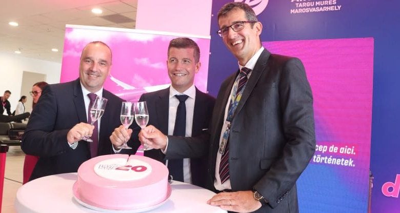 fotoreportaj:-wizz-air,-20-de-ani-de-zboruri-in-romania-aniversati-la-aeroportul-”transilvania”-targu-mures