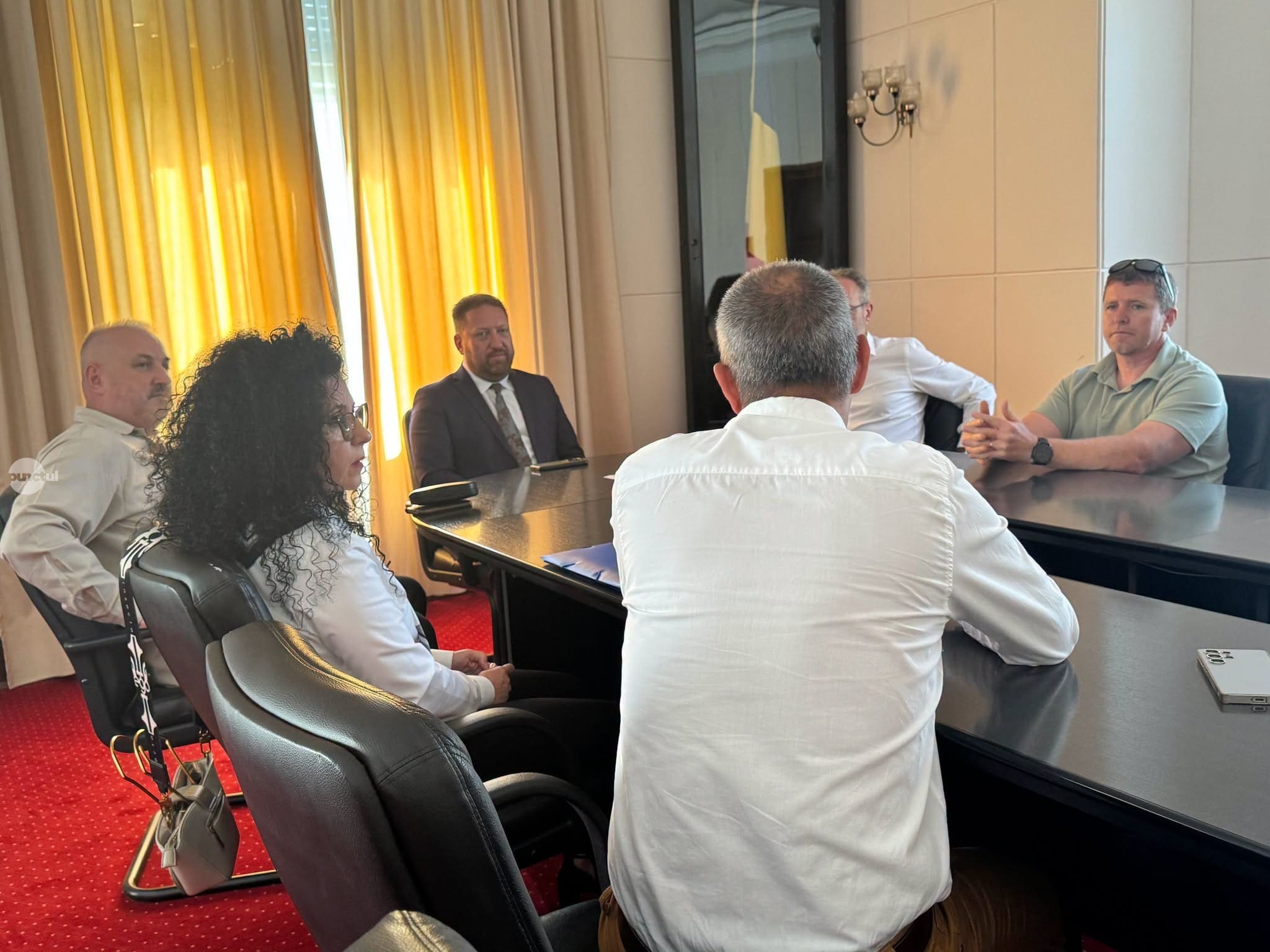 turism-activ-in-mures:-autoritati-si-institutii-discuta-extinderea-traseelor-si-siguranta-vizitatorilor