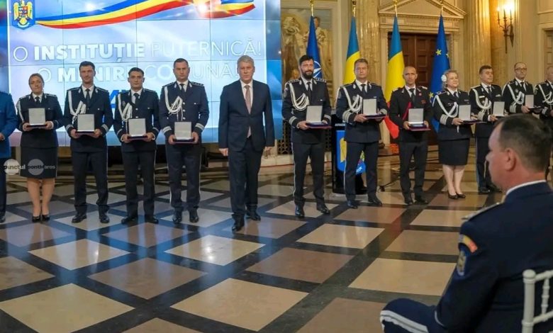 lotul-de-descarcerare-al-isu-mures,-distins-cu-placheta-de-onoare-a-ministerului-afacerilor-interne