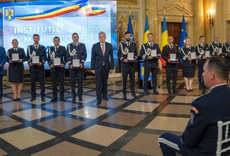lotul-de-descarcerare-al-isu-mures,-decorat-cu-placheta-de-onoare-a-ministerului-afacerilor-interne