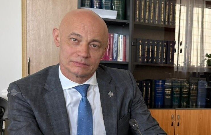 azomures-trebuie-sa-devina-simbolul-revitalizarii-economice-a-romaniei-si-al-protejarii-locurilor-de-munca