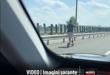 video-|-imagini-socante-pe-autostrada-a3:-un-tanar-a-fost-filmat-in-timp-ce-circula-cu-trotineta-electrica-pe-banda-a-treia,-printre-masini!
