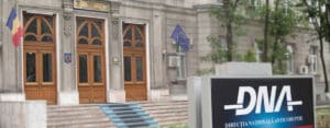 trei-directori-din-companii-de-stat-de-armament-au-fost-retinuti-de-dna-pentru-24-de-ore,-fiind-acuzati-de-luare-de-mita