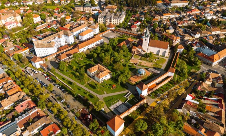 aproape-9-milioane-de-lei-pentru-amenajarea-accesului-la-poarta-de-nord-si-a-unui-food-court-in-cetatea-targu-mures