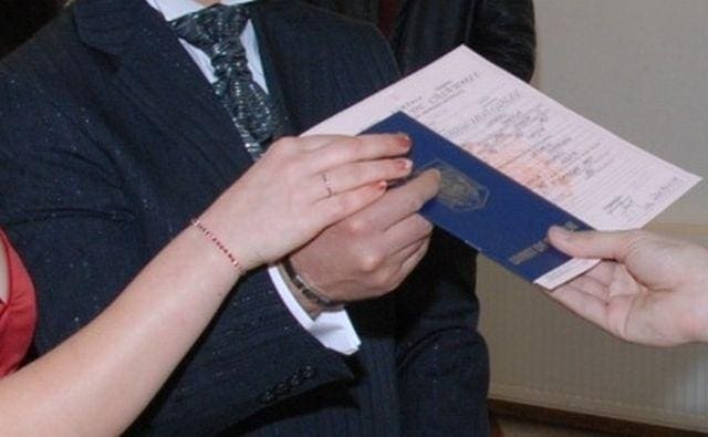 avocatii,-noi-reguli-privind-actele-de-stare-civila