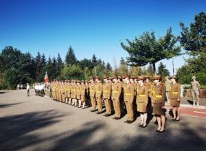 studentii-din-anul-iv-de-la-medicina-militara-au-devenit-ofiteri-ai-armatei-romane