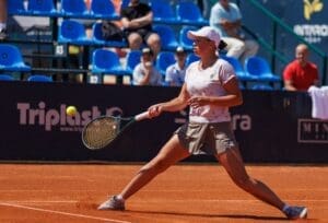 ruxandra-bertea-s-a-oprit-in-optimi-la-turneul-wta-de-la-tg.mures