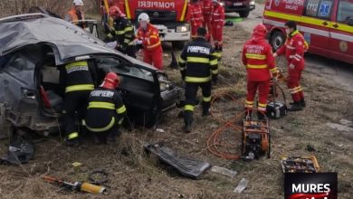 accident-cumplit-la-intrarea-in-cluj-napoca:-o-fetita-de-9-ani-a-murit-la-spital,-iar-alte-trei-persoane-sunt-in-stare-grava-dupa-ce-masina-in-care-se-aflau-s-a-izbit-de-un-cap-de-pod
