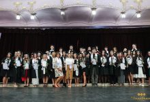foto-generatia-luminii.-cea-de-a-25-a-promotie-a-scolii-postliceale-dimitrie-cantemir,-sarbatorita