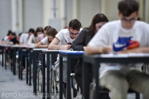 a-doua-sesiune-a-examenului-de-bacalaureat-din-acest-an-incepe-maine