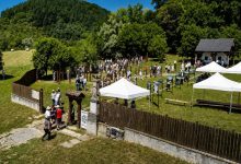 reintalnire-emotionanta-la-bezidul-nou:-comunitatea-isi-pastreaza-vie-mostenirea