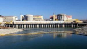 autoritatile-au-intervenit-pe-dunare-pentru-cresterea-debitului-de-apa-catre-centrala-de-la-cernavoda