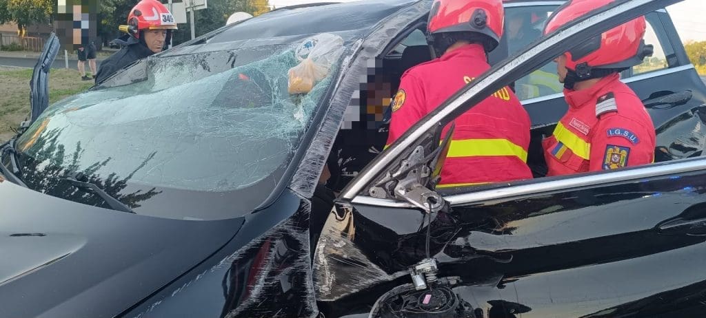 trei-raniti-intr-un-accident-la-reghin